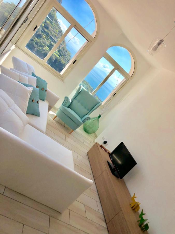 Sky House Amalfi Coast Villa Скала Екстериор снимка