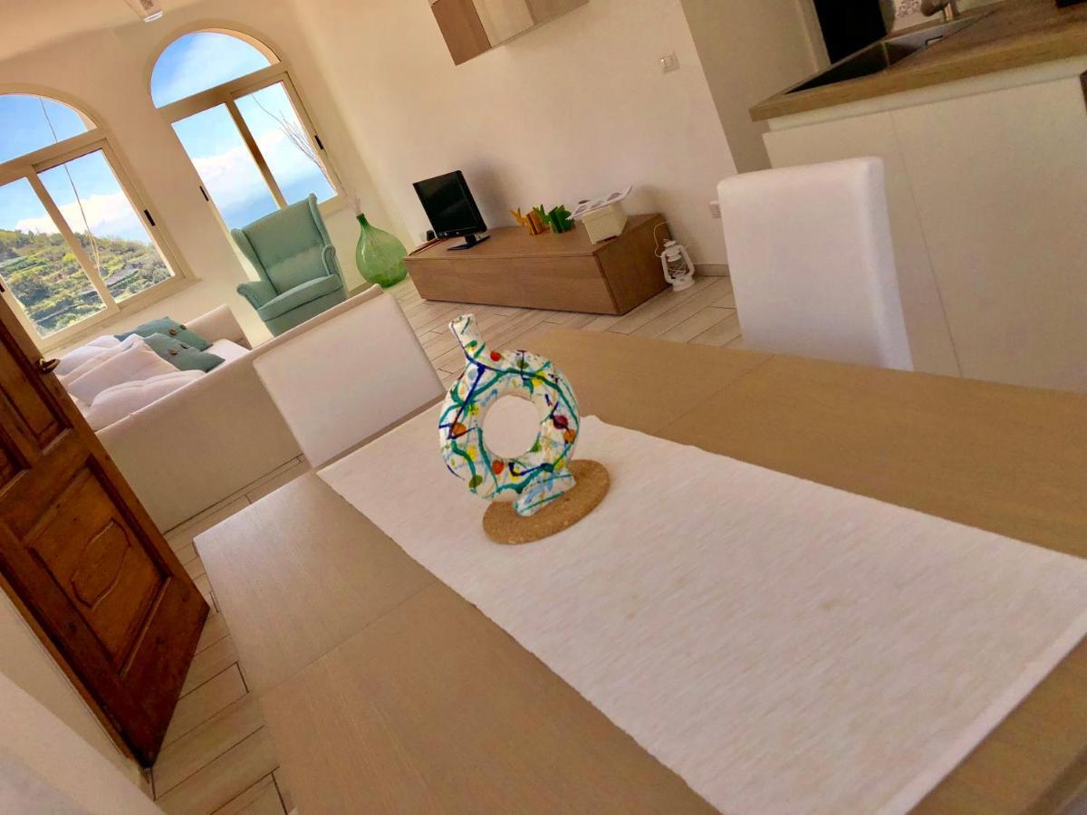 Sky House Amalfi Coast Villa Скала Екстериор снимка